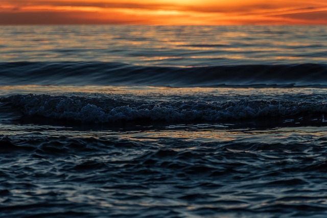 sunset-7483125_640